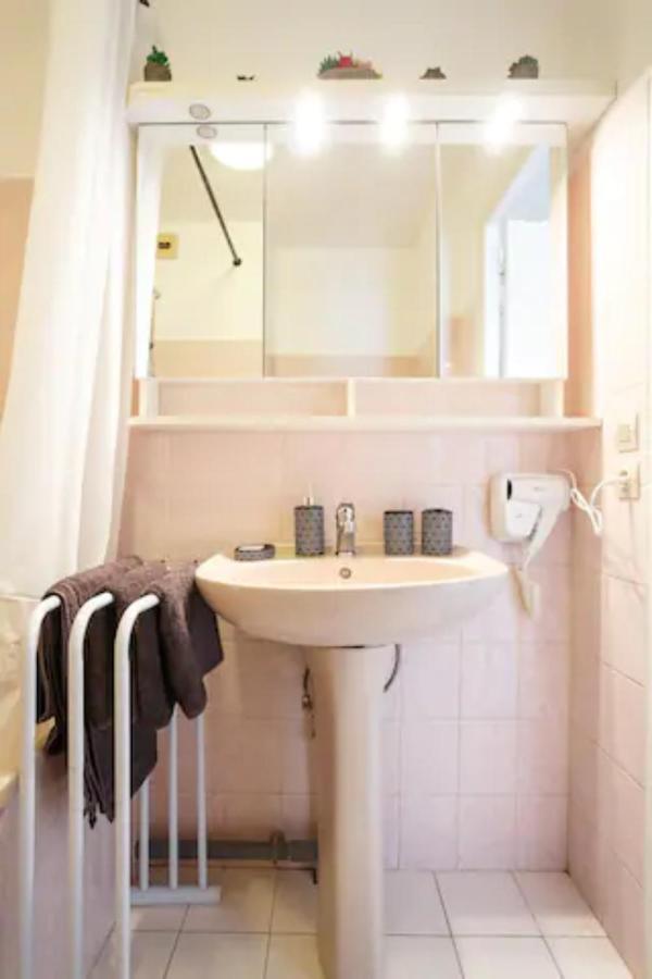 Appartement Cozy : 10/15 Min Des Champs Elysee 사르투르빌 외부 사진